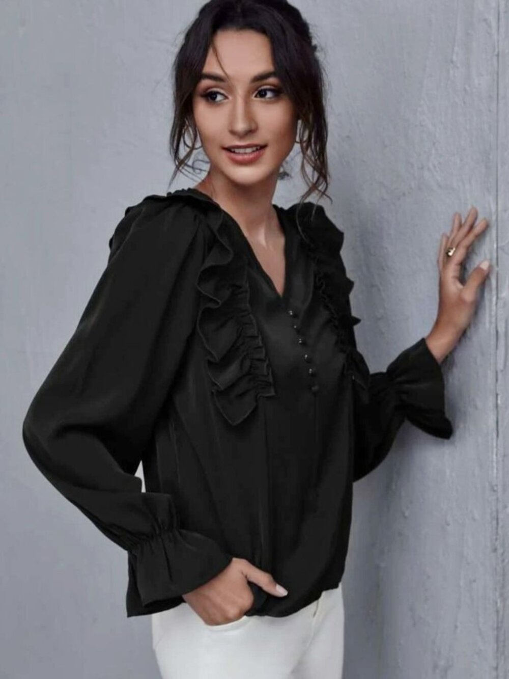 SHEIN ✦ Long Sleeve Blouse ✦ Black Ruffled Lightweight V‑Neck Button Detail XS